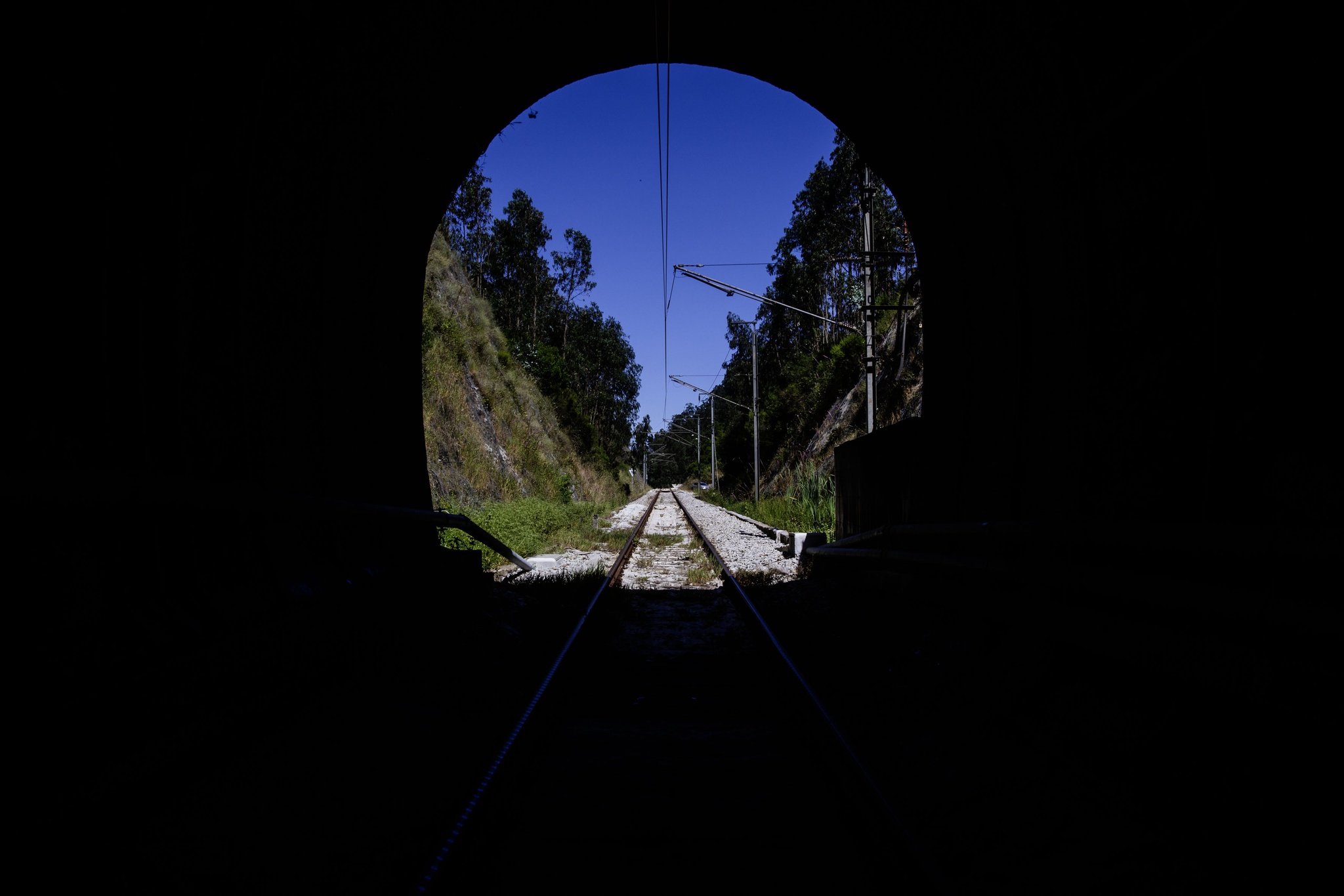 Oito anos depois, Ferrovia 2020 ainda não chegou a meio do percurso