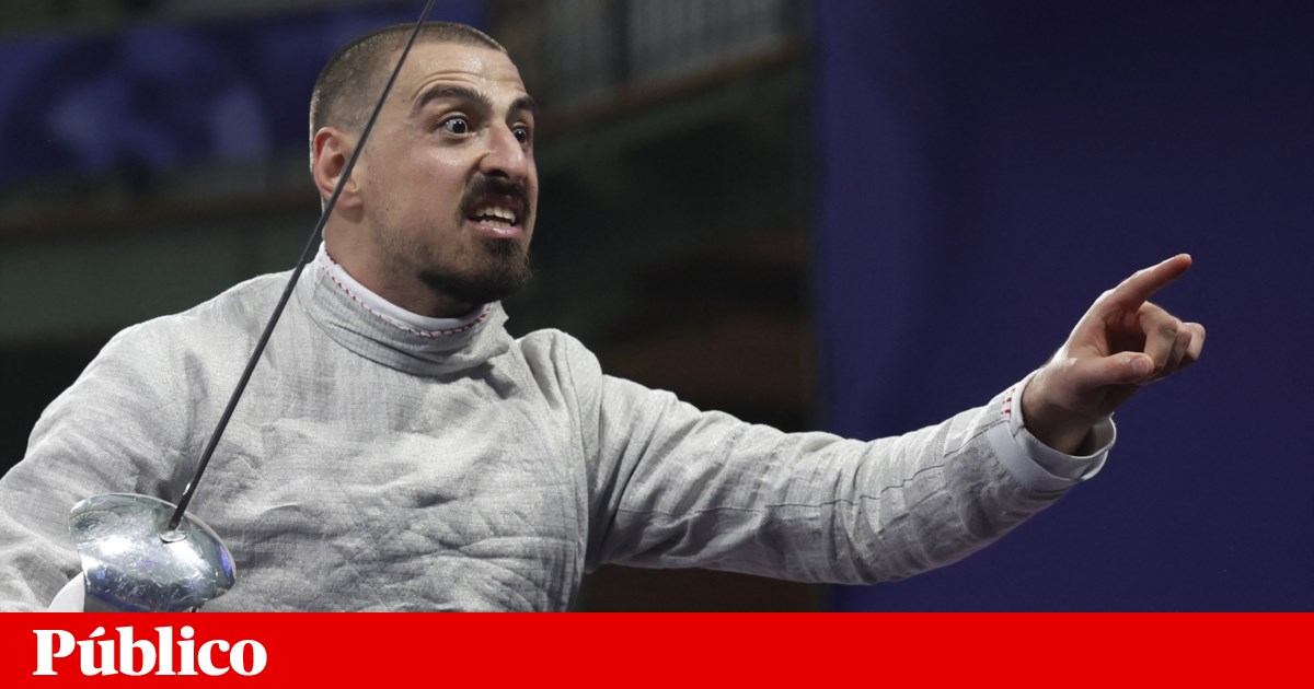 He was eliminated in the sword test and refused to leave the track | Fence He was eliminated in the sword test and refused to leave the track | Fence