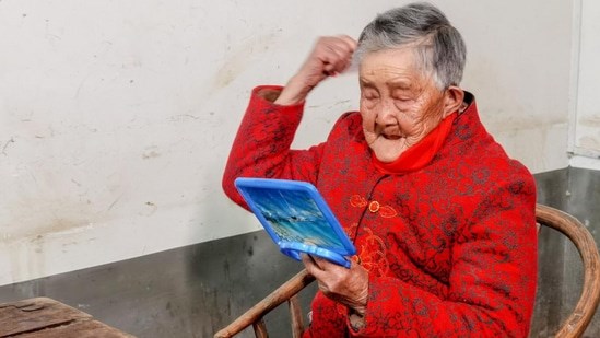 Descubra o Segredo de Vida da Mulher Chinesa de 124 Anos!