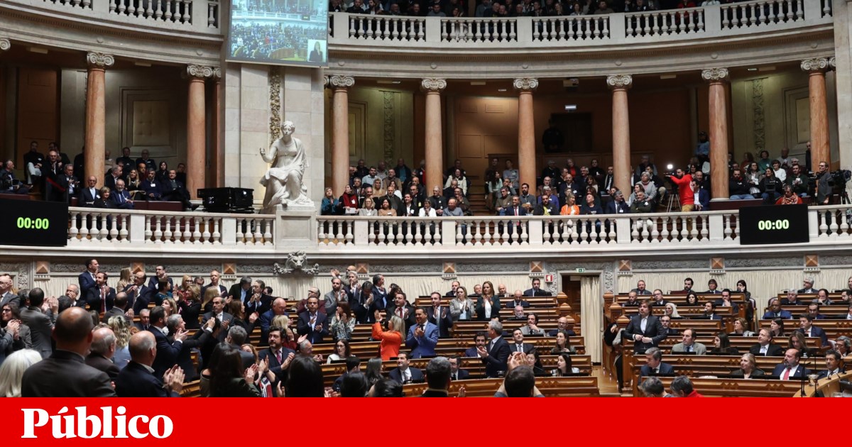 Portugal's Parliament Approves Major Restructuring: 135 Unions Split into 302 New Parishes!