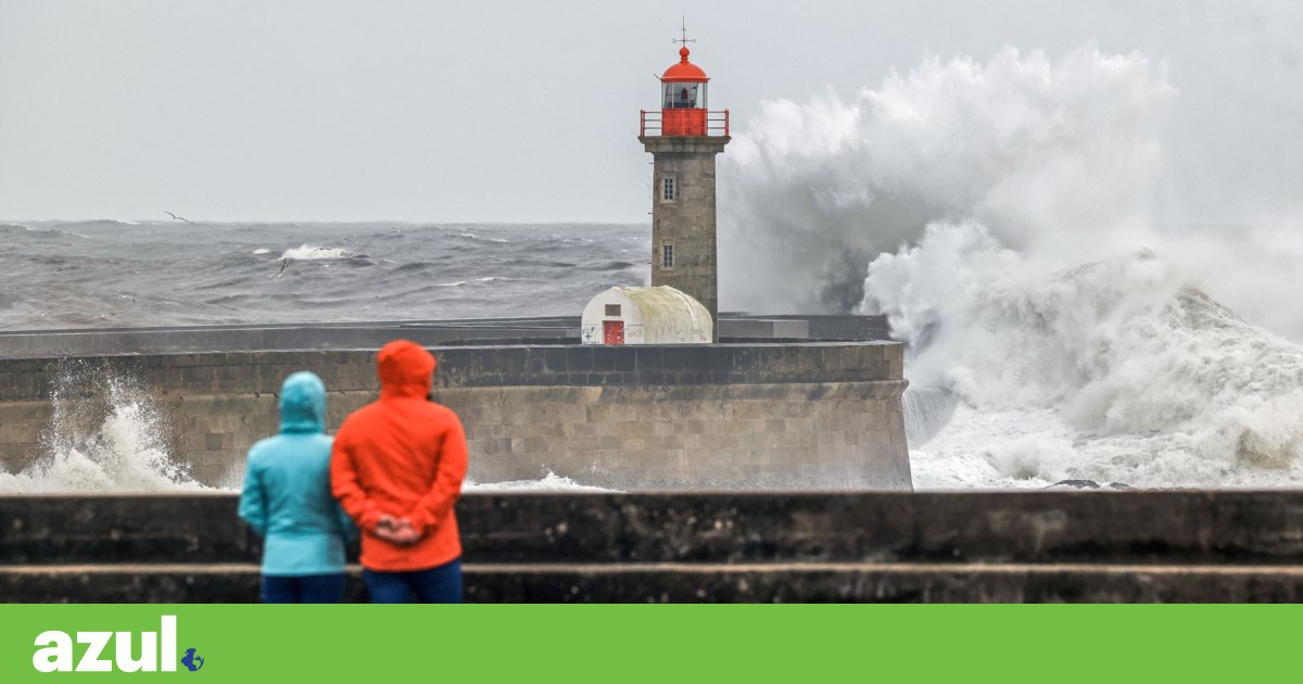 Severe Weather Alert: Portugal Faces High Waves, Strong Winds, and Snowfall This Week