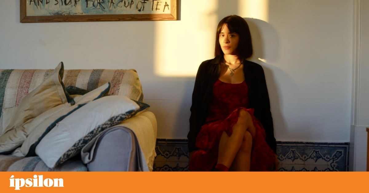 Sofia Leão estreia-se em disco com <em>Mar</em>: “Sempre gostei muito da magia das vozes”