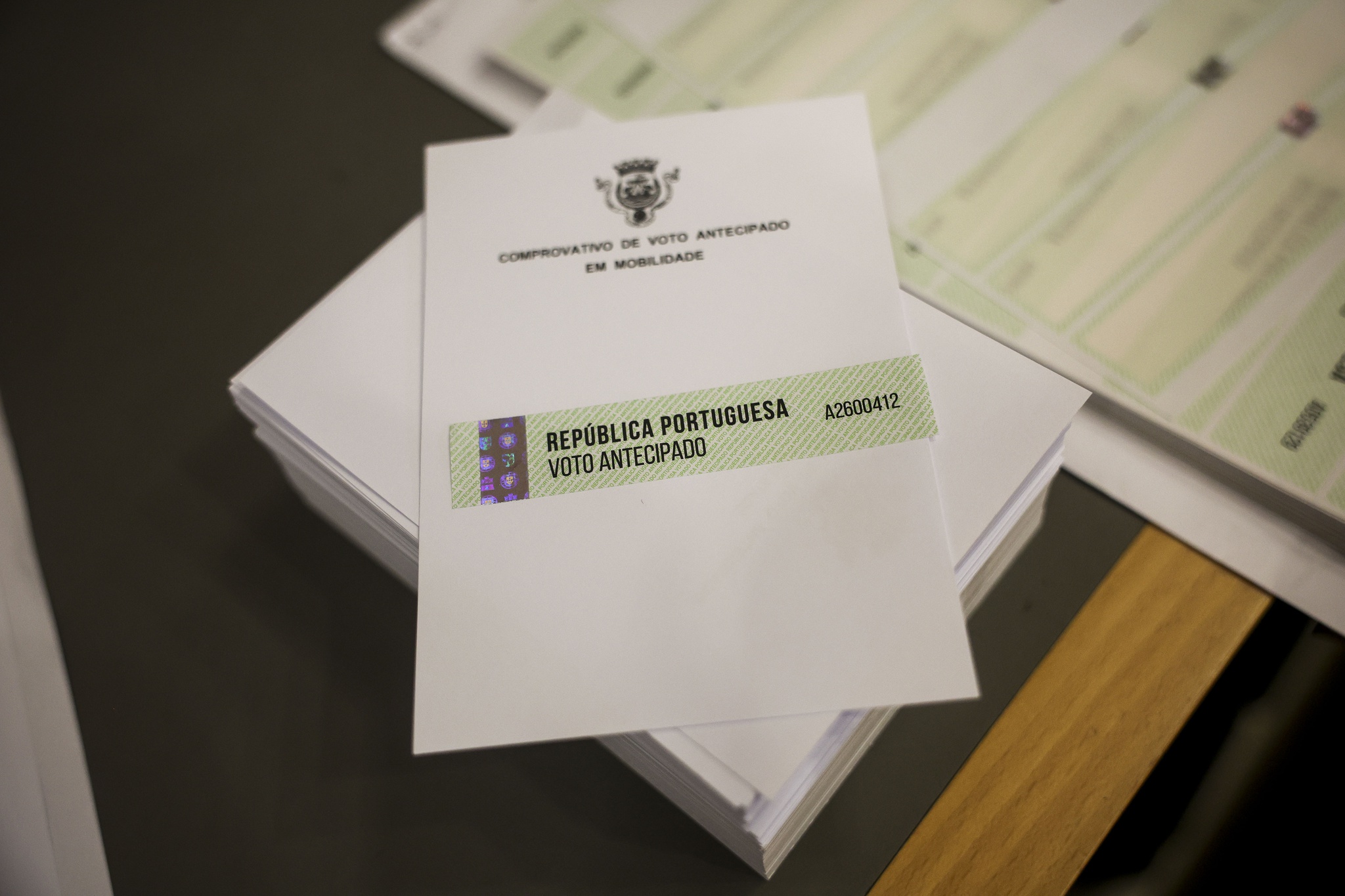 Eleições Legislativas em Portugal: Voto Antecipado Atinge Recorde de Inscrições