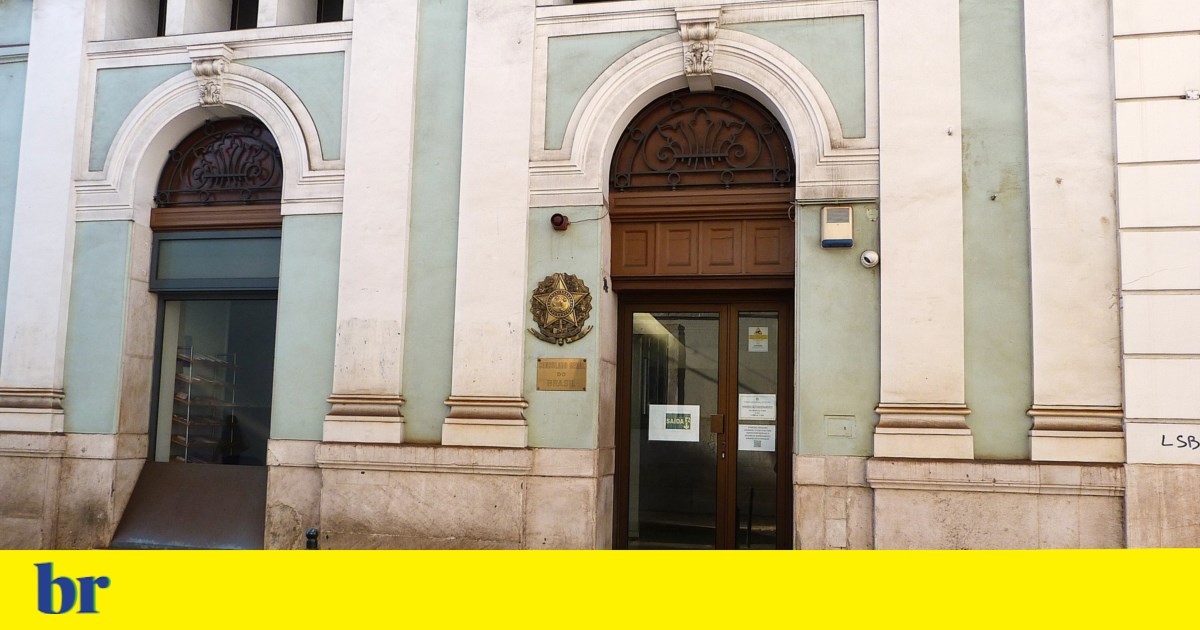Consulado cria robô virtual para agilizar atendimento