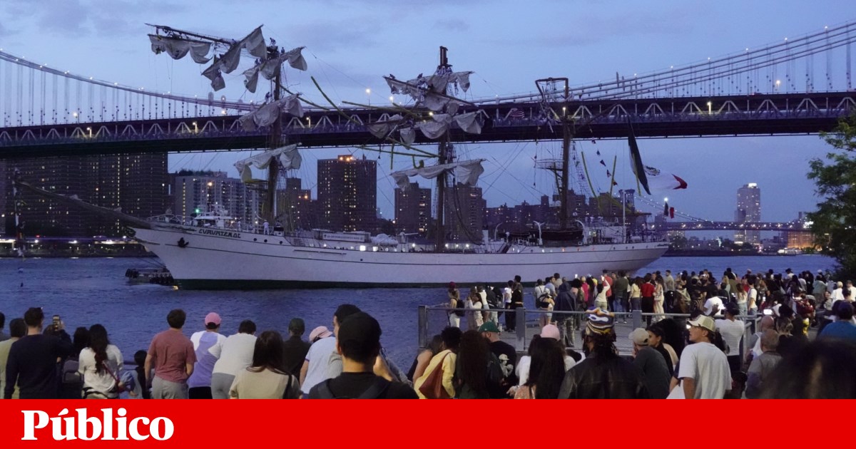 “Tragédia na Ponte de Brooklyn: Navio-Escola Mexicano Colide e Deixa Duas Vítimas!” #ÚltimasNotícias #Portugal “Tragédia na Ponte de Brooklyn: Navio-Escola Mexicano Colide e Deixa Duas Vítimas!” #ÚltimasNotícias #Portugal