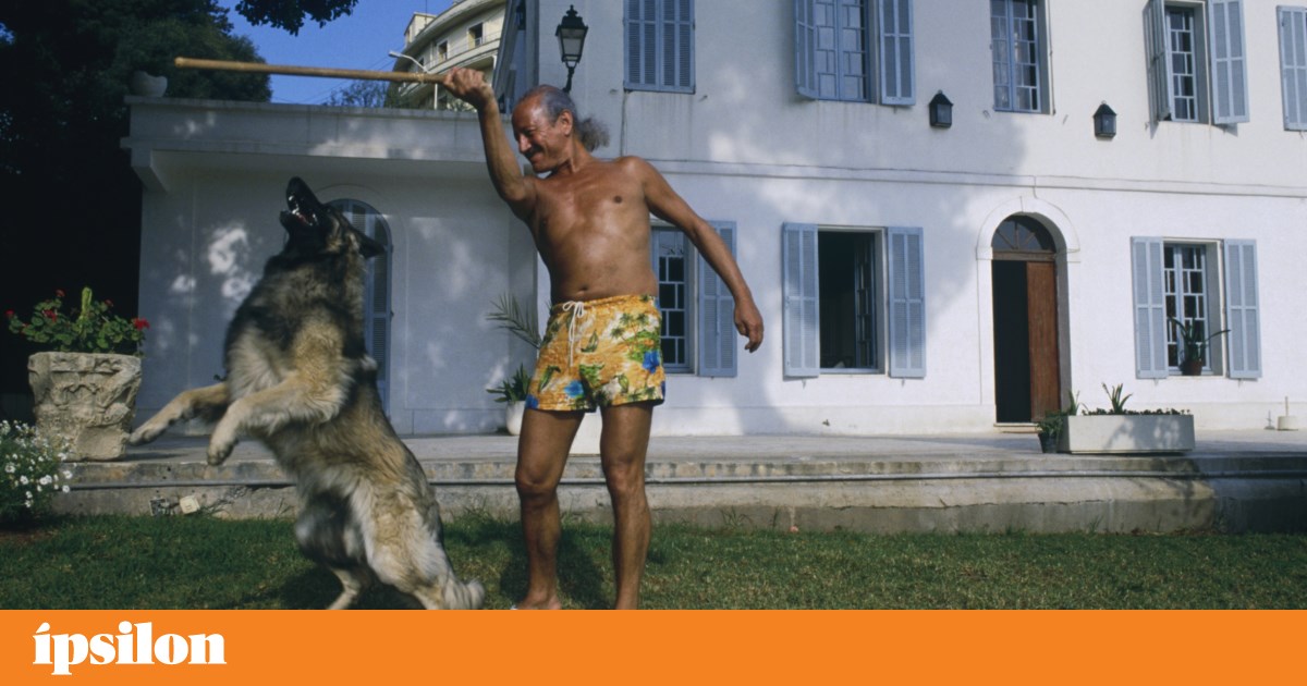 Morreu o realizador argelino Mohammed Lakhdar-Hamina, um “combatente” do cinema