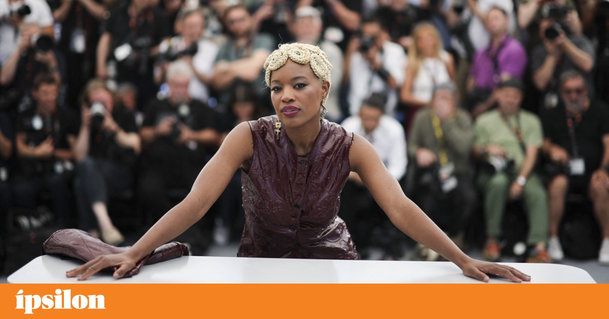Cleo Diára premiada em Cannes: “Estou aqui porque muitas e muitos me abriram as portas”