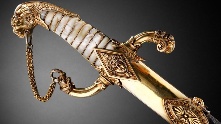 Espada que Napoleão ofereceu antes da derrota em Waterloo vendida por 4,7 milhões