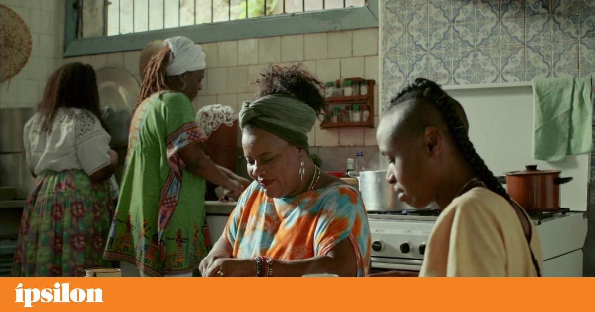 <em>Praia Formosa</em>: Julia De Simone filma o século XIX no Rio de agora