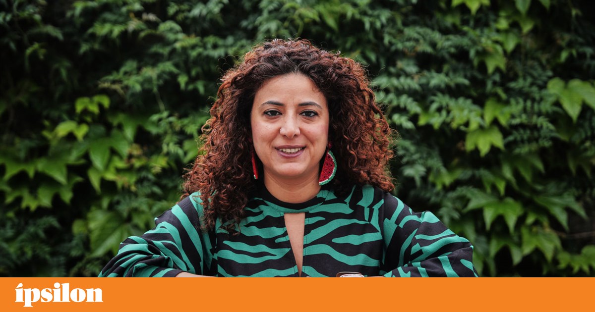 Entre a Palestina e a “terra do mais ou menos”, Shahd Wadi rebela-se no verso