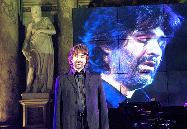 Andrea Bocelli em Leiria com maior lotação de sempre num concerto de clássica no país