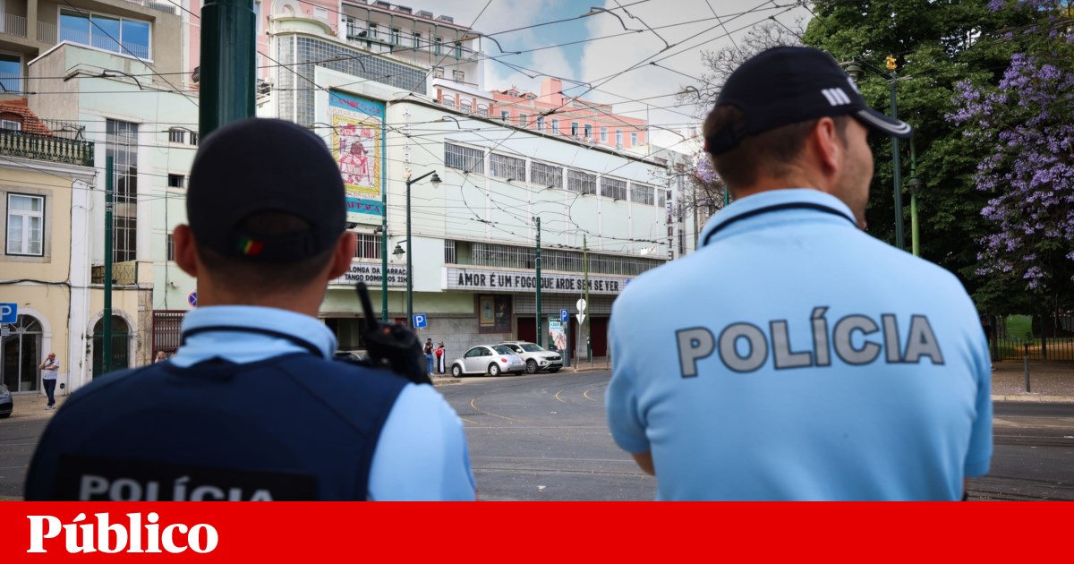 “Choque em Portugal: Agressão Brutal a Actor Mobiliza Departamento de Crimes de Ódio e Violência!” #ÚltimasNotícias #Portugal “Choque em Portugal: Agressão Brutal a Actor Mobiliza Departamento de Crimes de Ódio e Violência!” #ÚltimasNotícias #Portugal
