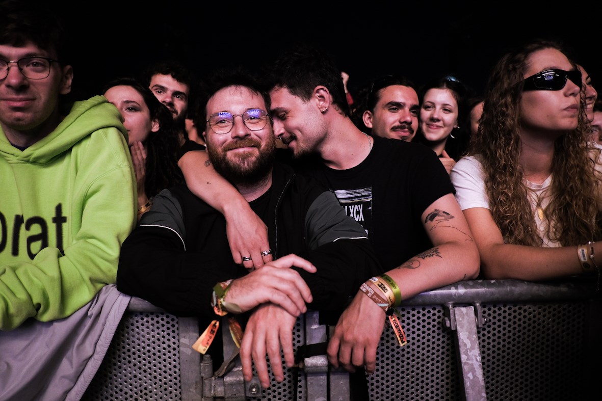 “Charli XCX Emociona Com Hedonismo e Melancolia: O Fim do Mundo à Vista no Primavera Sound!” #ÚltimasNotícias #Portugal “Charli XCX Emociona Com Hedonismo e Melancolia: O Fim do Mundo à Vista no Primavera Sound!” #ÚltimasNotícias #Portugal