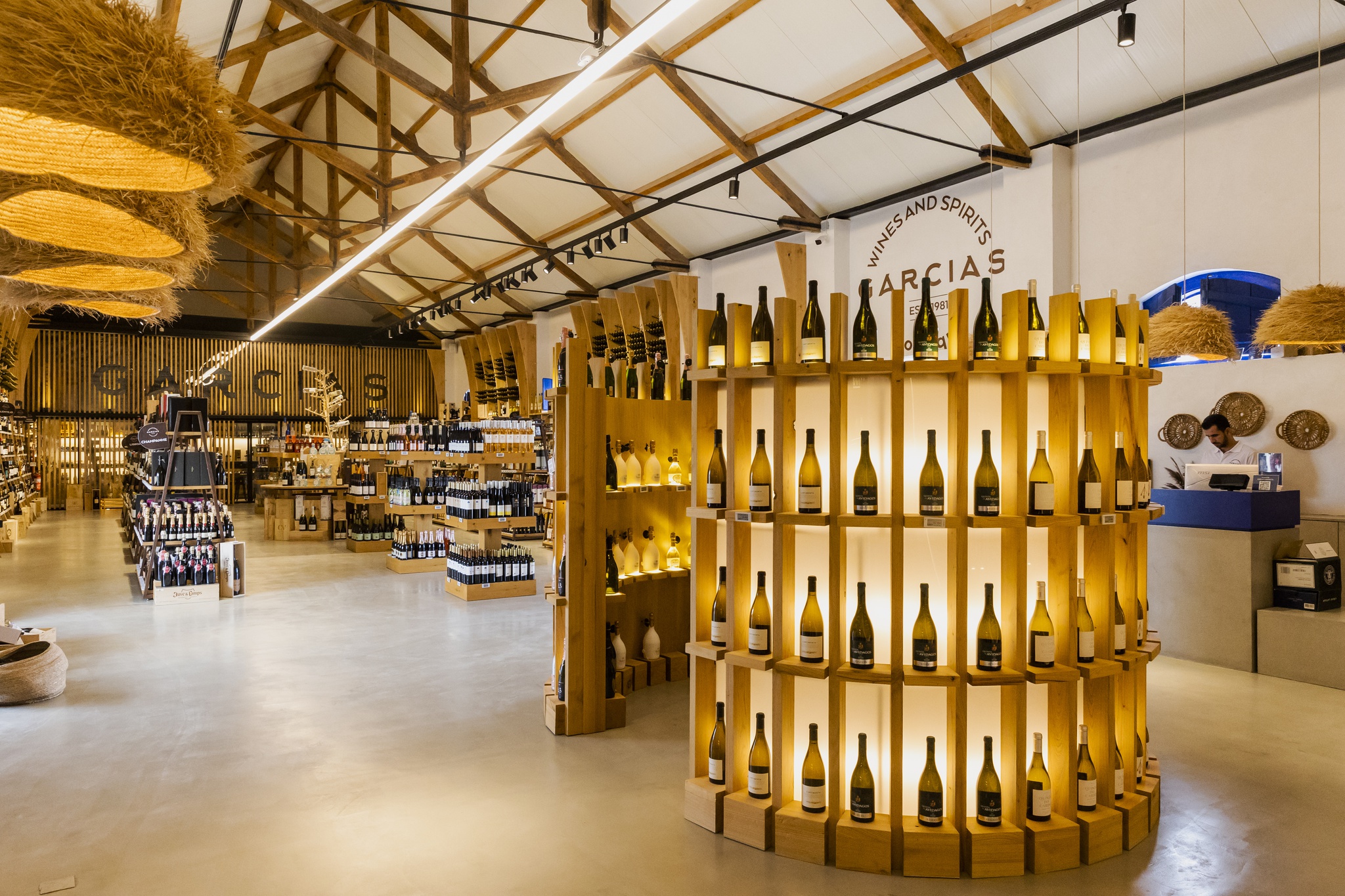 abre-conteudo,comporta-,iniciativas-publico,alcacer-sal,enoturismo,vinhos,