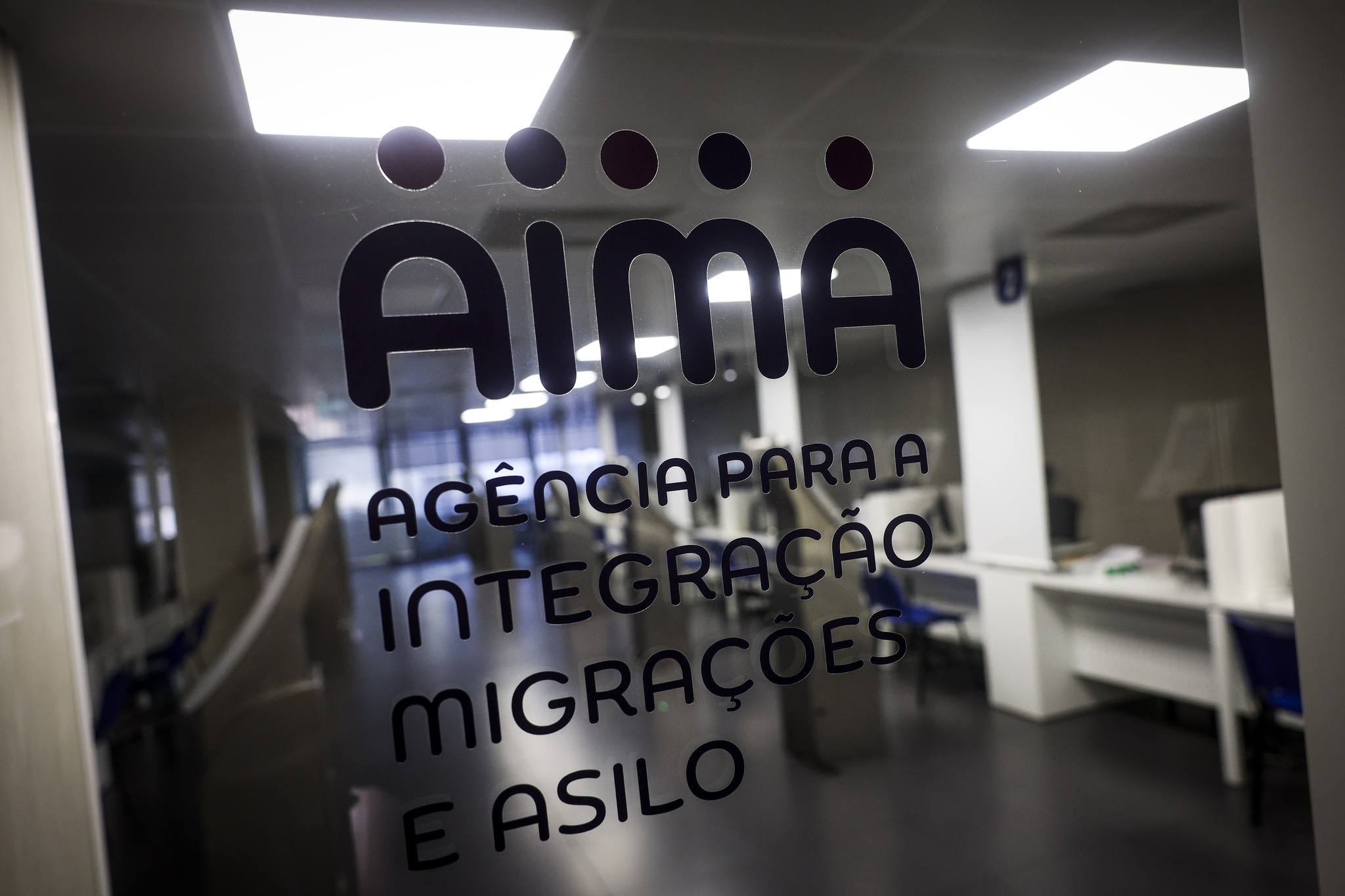 2011895?tp=UH&db=IMAGENS&type=JPG AIMA lança site para que imigrantes em Portugal renovem vistos