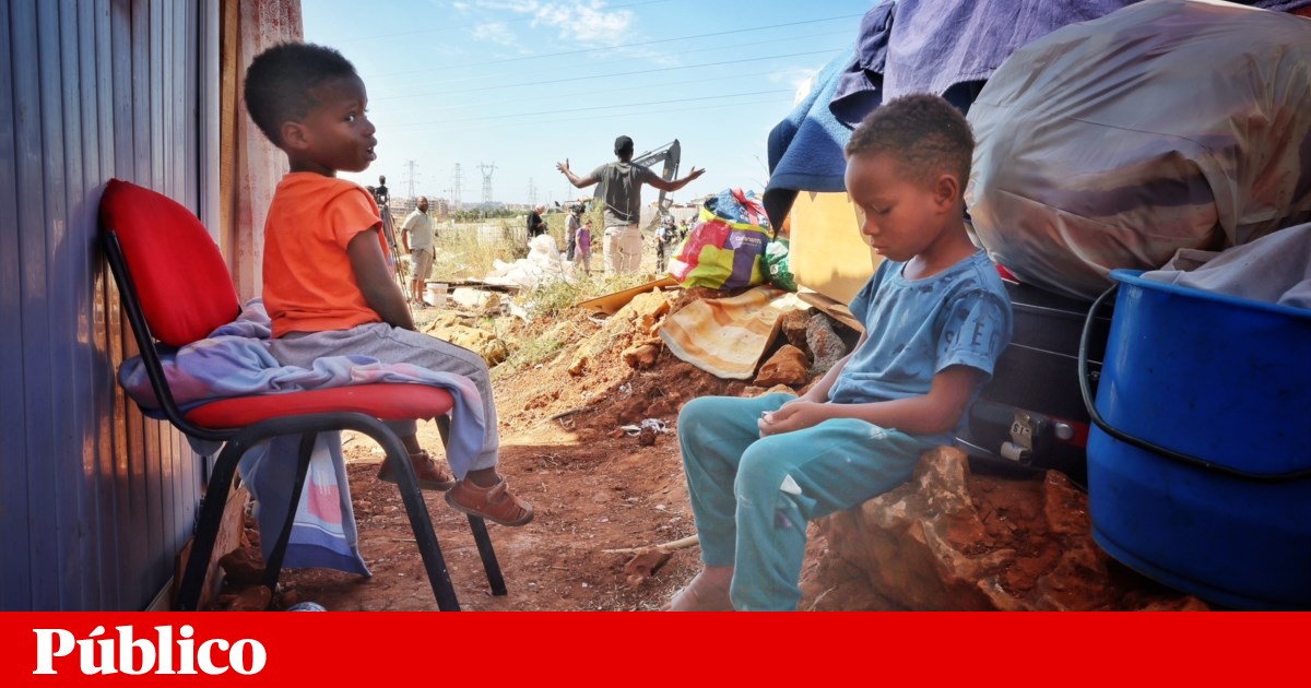 “Where Will I Stay Now?”: Loures Council Forcibly Demolishes Shacks Amid Strong Opposition