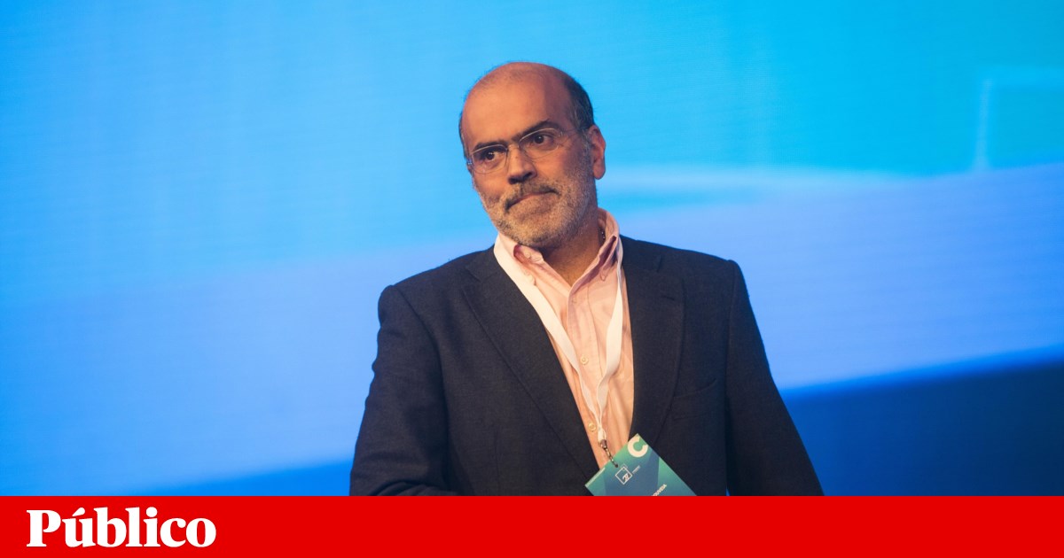 Diogo Feio e Teresa Caeiro apoiam Marques Mendes. CDS ainda à espera de Portas