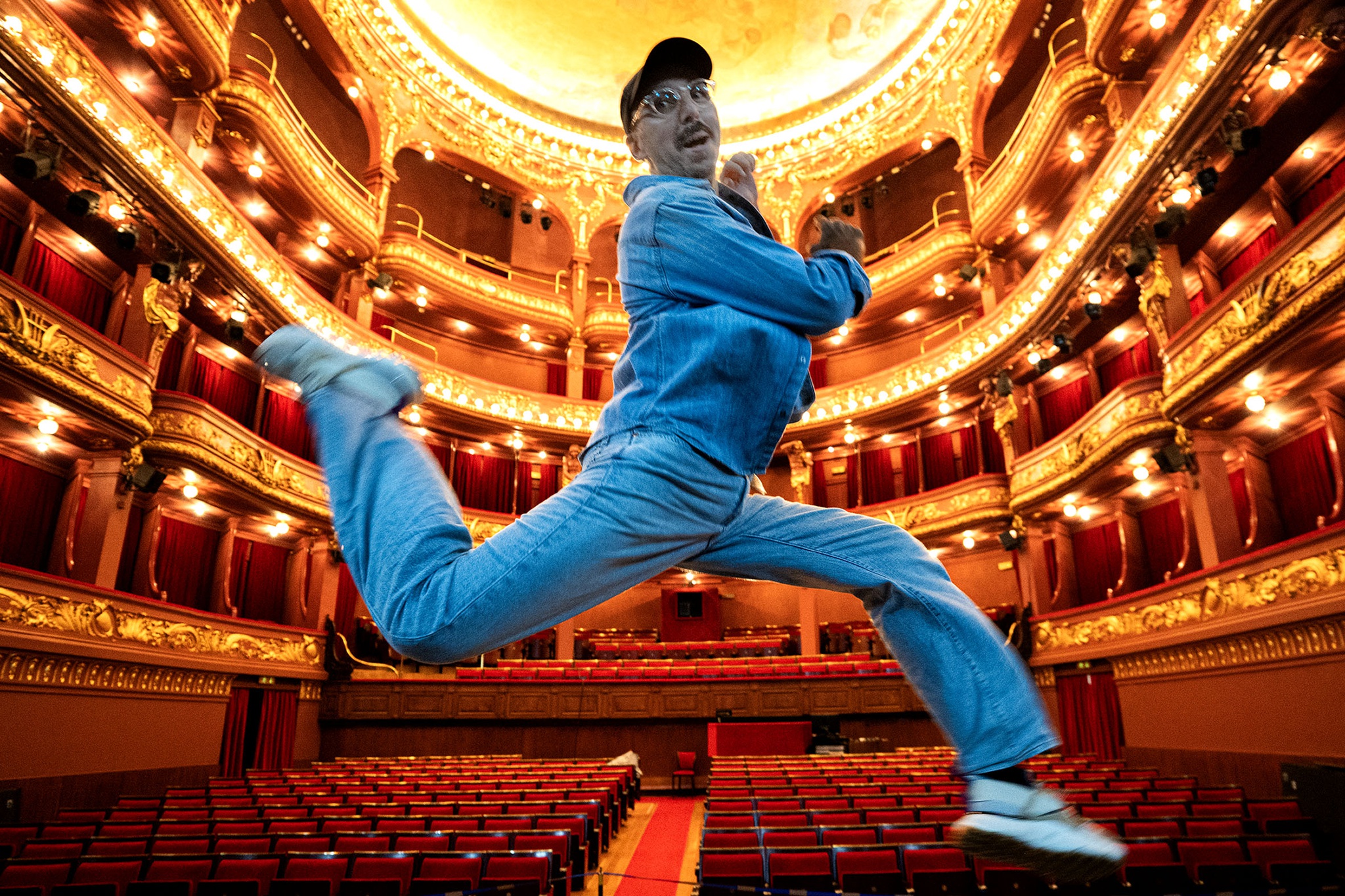 PP 24 SETEMBRO 2025 PORTO ENTREVISTA AO NOVO DIRETOR DO TEATRO NACIONAL SÃO JOÃO VICTOR HUGO PONTES