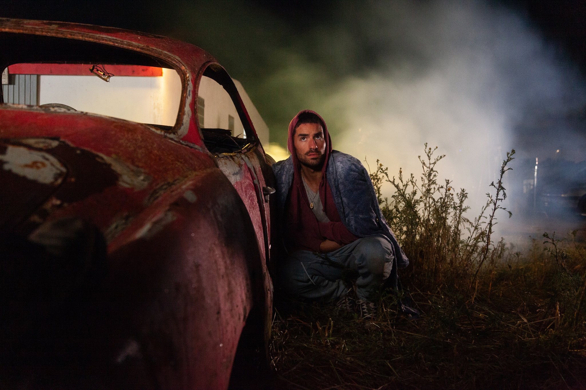 RABO DE PEIXE. José Condessa as Eduardo in episode 01 of RABO DE PEIXE. Cr. Lena Wan/Netflix © 2024
