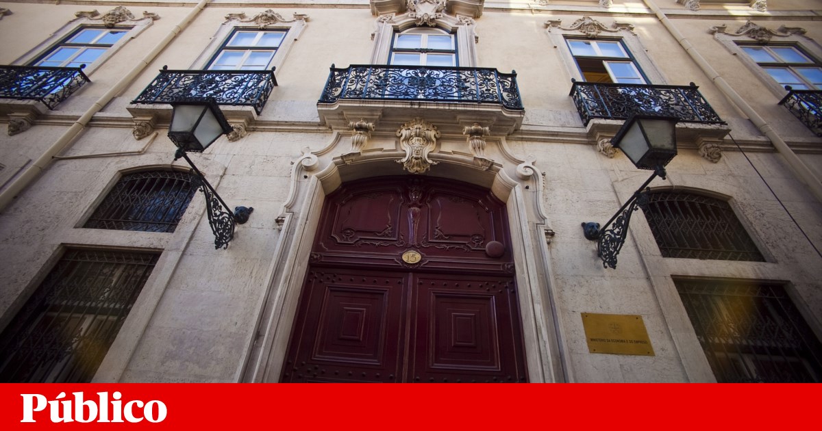 Featured image for article: Lisbon's Chiado Landmark Shifts from Tourism to Corporate HQ in Major Government Deal