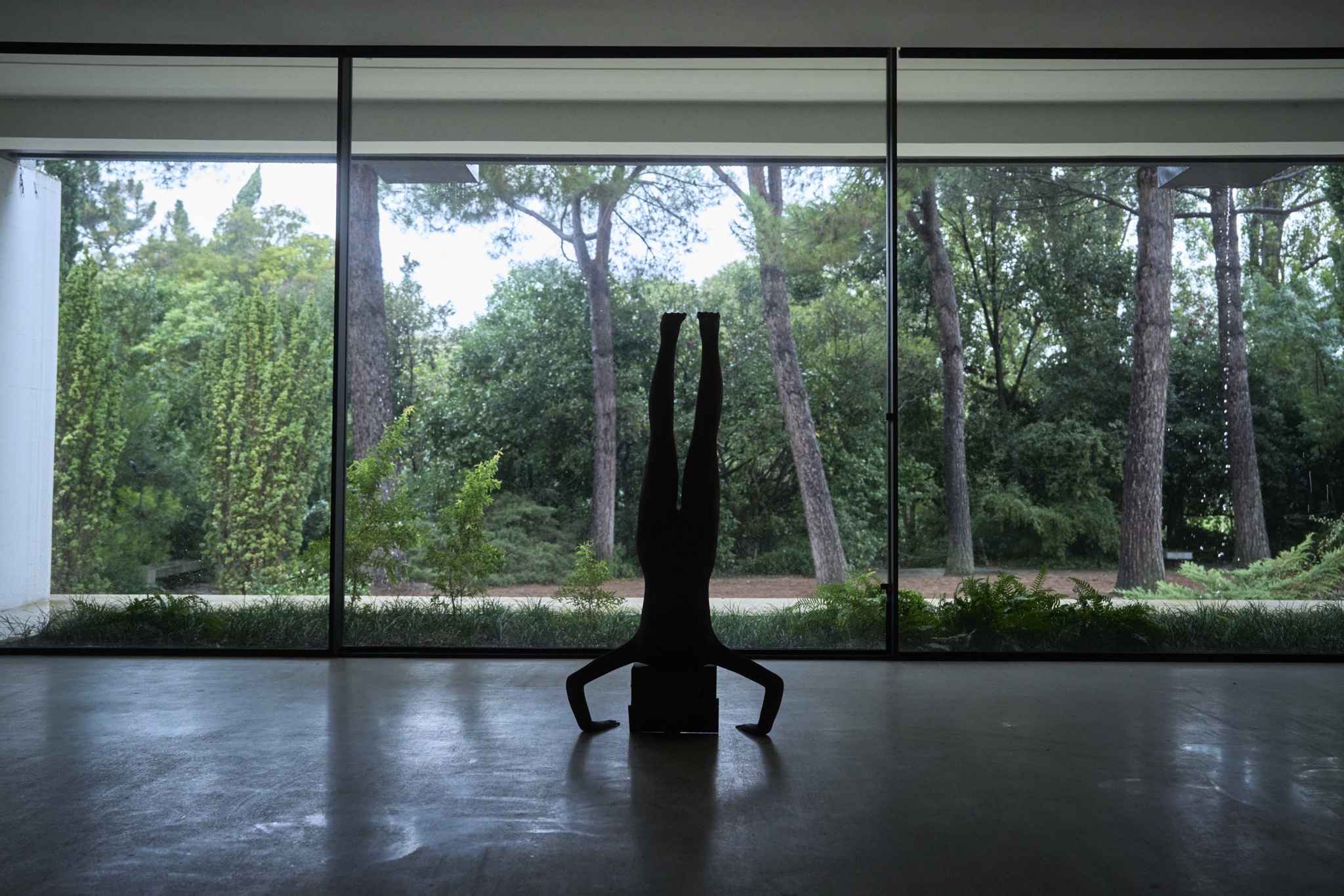 Rui Gaudêncio - 31 Outubro 2025 - PORTUGAL, Lisboa - Artista Carlos Bunga e a sua exposiçao Habitar a Contradição, no CAM - Centro de Arte Moderna na Gulbenkian, em Lisboa.