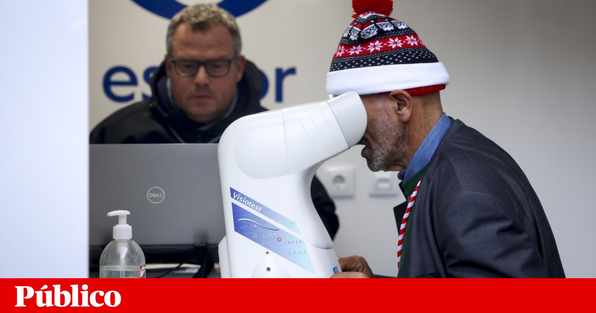 Dental and eye care, a wash and a haircut at the party for people experiencing homelessness. "For me, Christmas means I'm breathing"