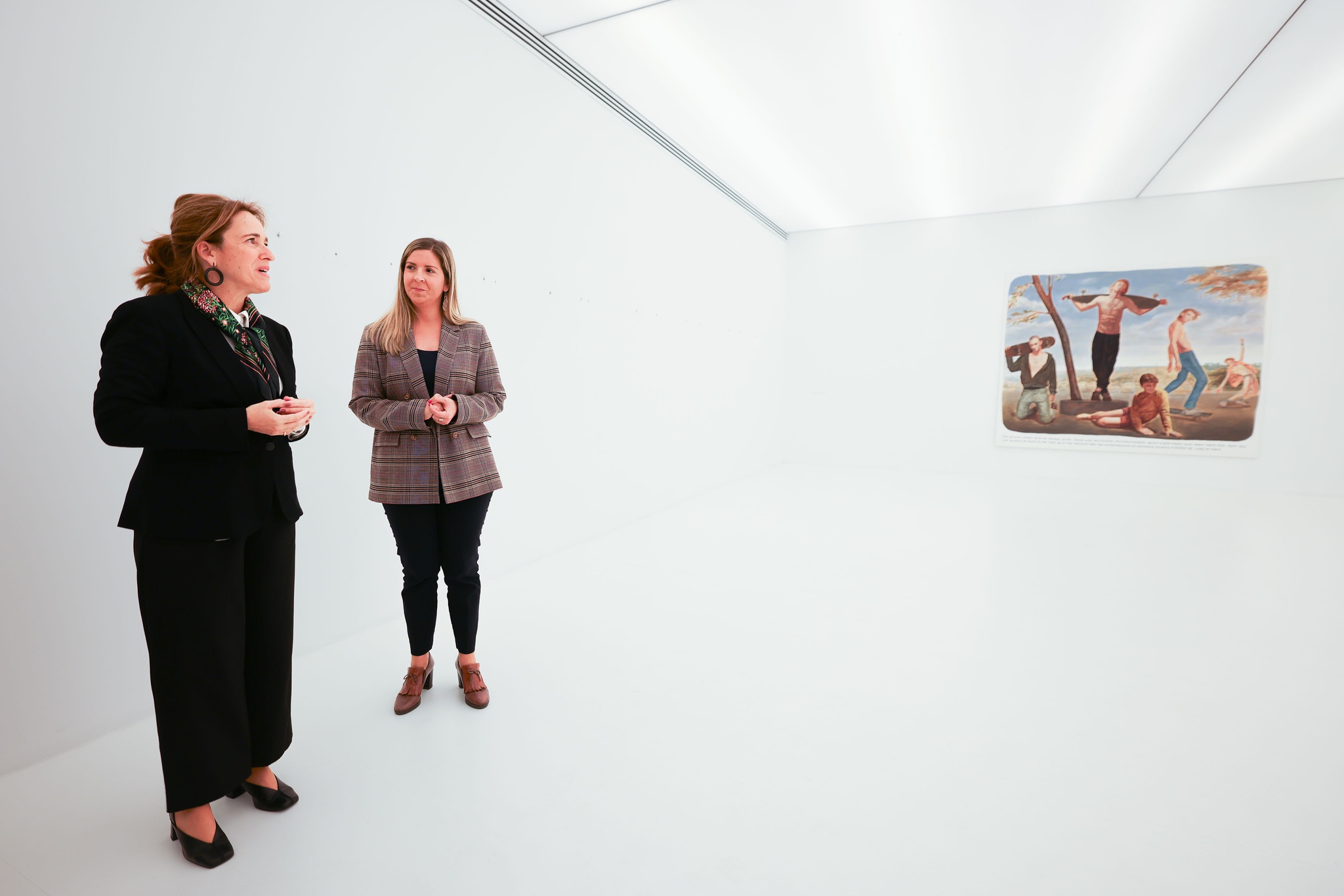 dro daniel rocha - 26 dezembro 2025 Alcabideche Margarida Balseiro Lopes ministra da Cultura, Juventude e Desporto durante a uma visita ao CACE Centro, nova casa da Coleção de Arte Contemporânea do Estado, em Alcabideche, Cascais