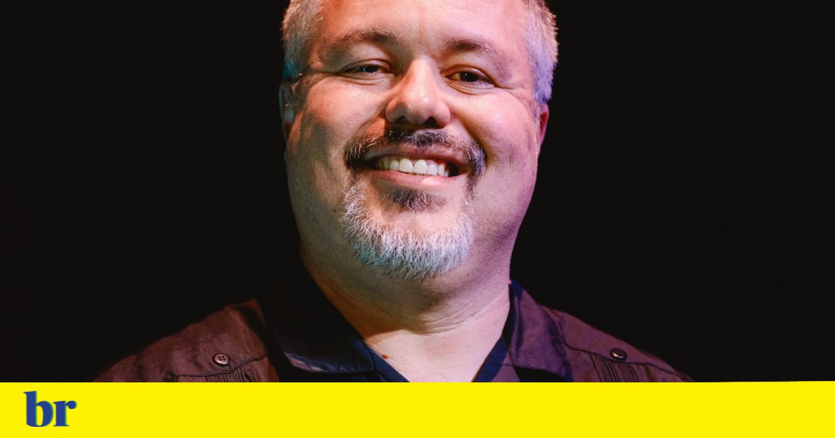 Brazilian maestro releases CD of Mozart works and performs concerts in Curitiba and Rome