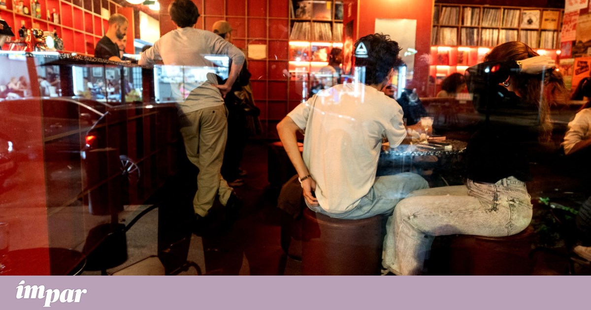 To be or not to be a 'cota', that is the question