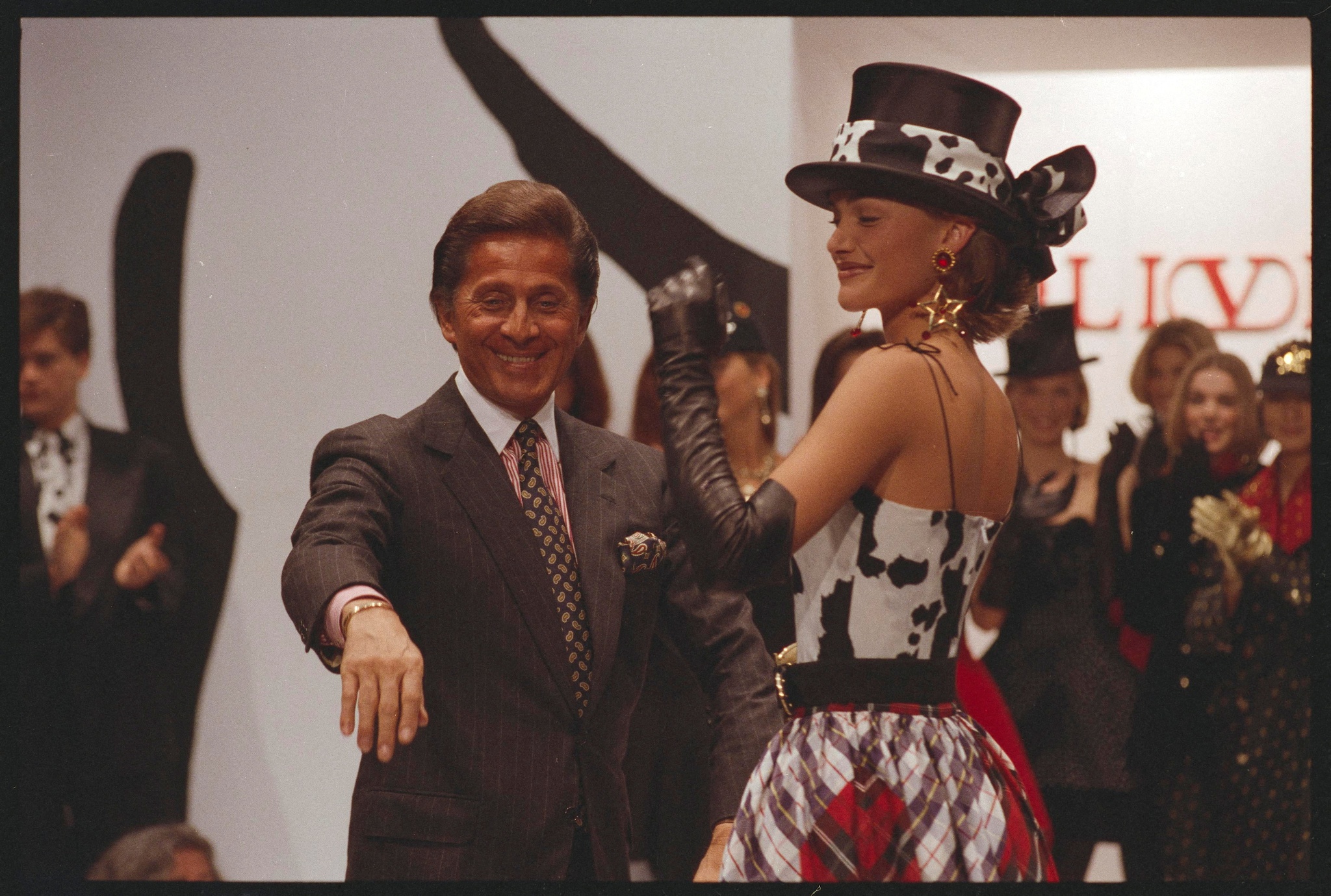 FILE PHOTO: Italian designer Valentino after presentation of his collection of oliver by valentino in milan for milan fashion show. March 8, 1992 REUTERS/Luciano Mellace 92118045 FASHION SHOW FASHIONDESIGNER ITALY MILAN MODEL; Valentino Valentino Garavani DISCLAIMER: The image is presented in its original, uncropped, and untoned state. Due to the age and historical nature of the image, we recommend verifying all associated metadata, which was transferred from the index stored by the Bettmann Archives, and may be truncated./File Photo