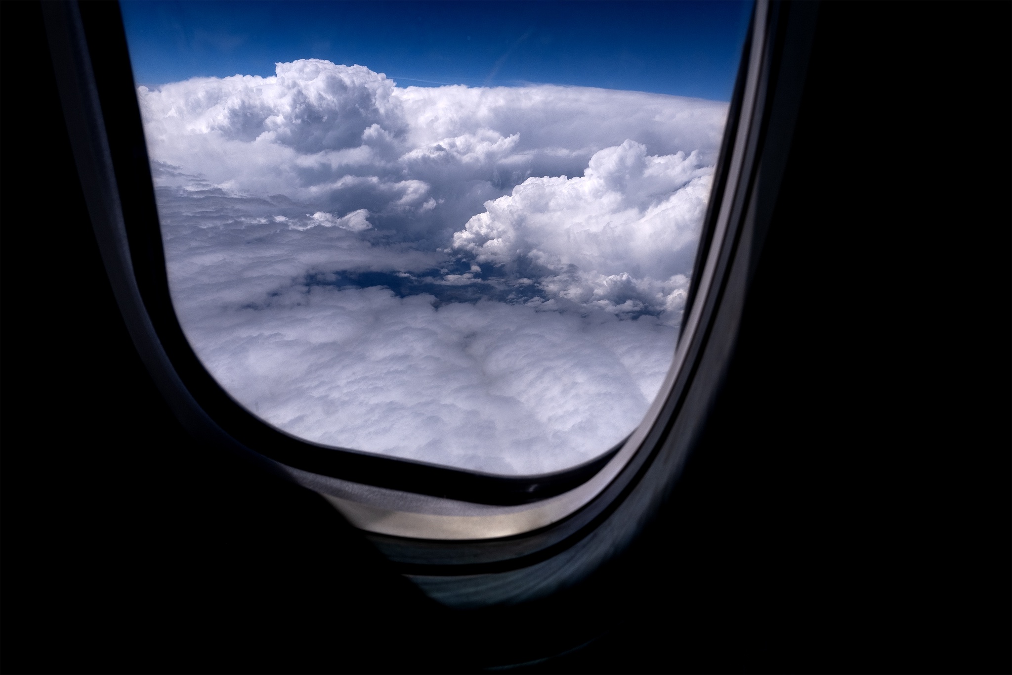 Manuel Roberto - 08 Junho 2023 - FRANÇA, Nimes - Aviões, viagens aéreas, nuvens