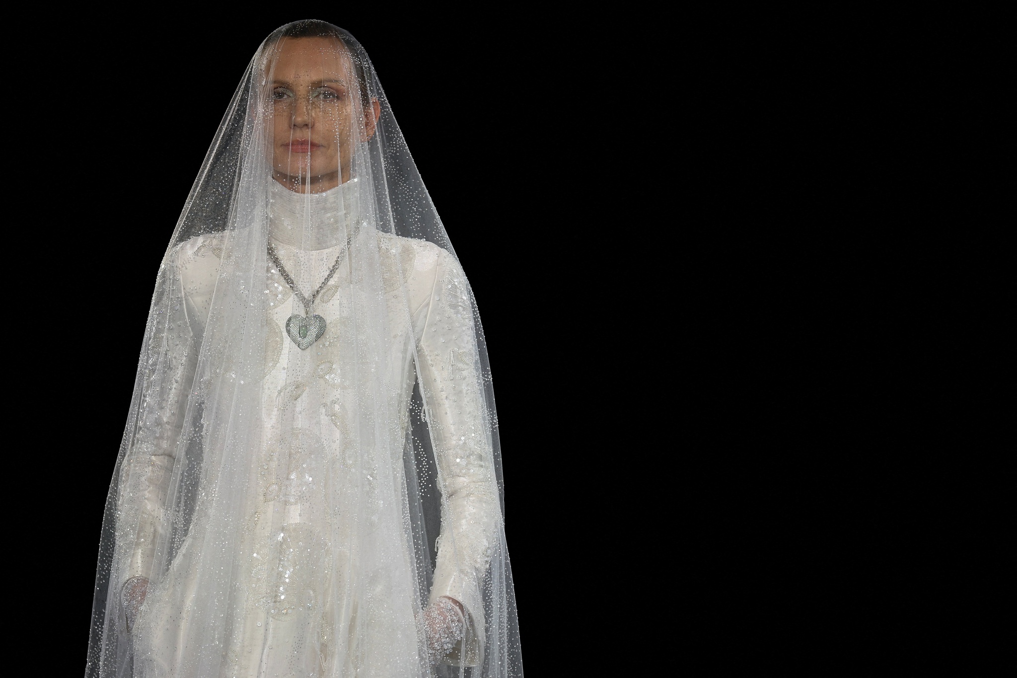 A model presents a creation for Giorgio Armani Prive Haute Couture Spring/Summer 2026 collection fashion show in Paris, France, January 27, 2026. REUTERS/Sarah Meyssonnier