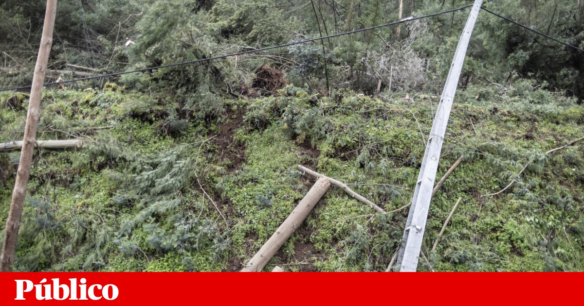 Cables destroyed, antennas damaged, power outages: communicating is difficult