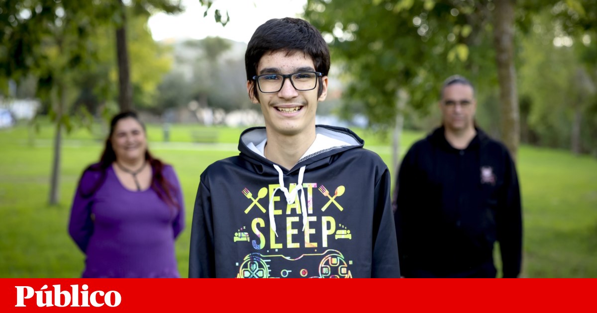 Rúben's saga is not over: he has autism, the state pays for his school, but not for transport to get there