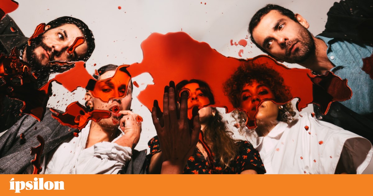 No Teatro do Bairro Alto, o jantar de Pedro Baptista tem sabor a violência | Teatro No Teatro do Bairro Alto, o jantar de Pedro Baptista tem sabor a violência | Teatro
