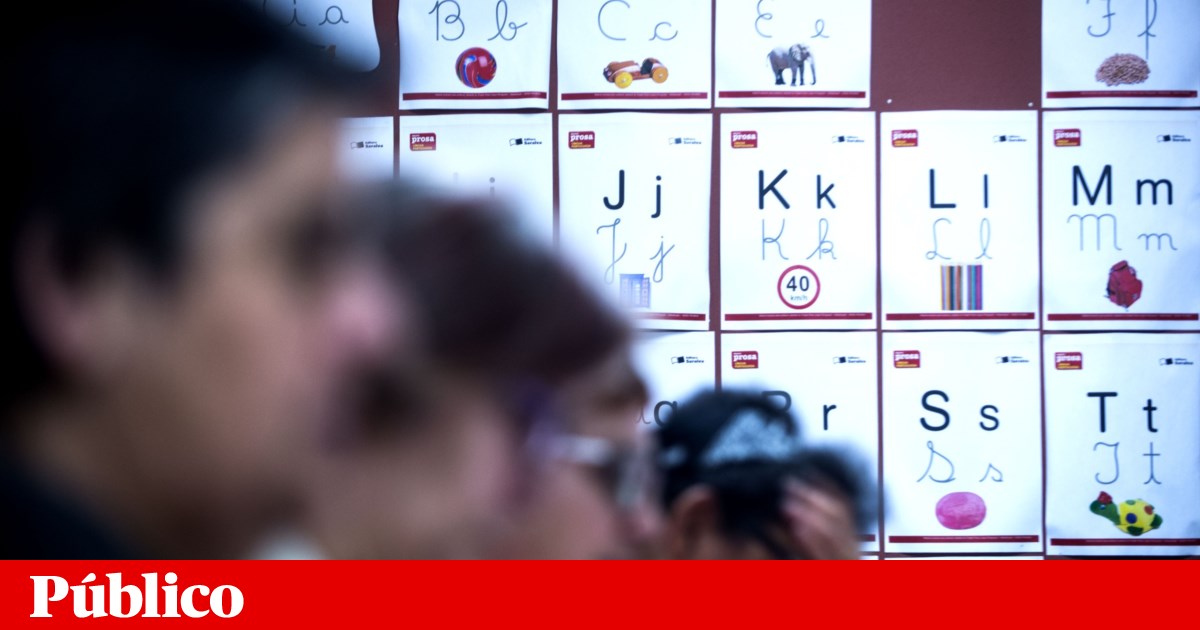 How to help adults return to school? With money and remote learning, suggests OECD