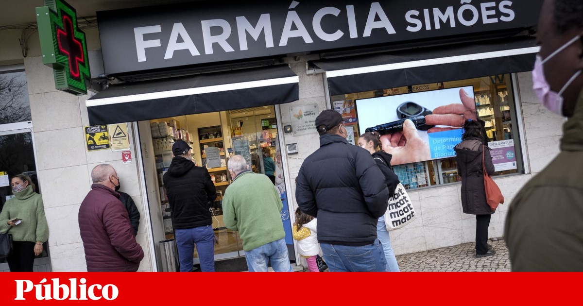 Quando as farmácias enchem, as urgências rebentam. Há um projecto para o evitar | Saúde Quando as farmácias enchem, as urgências rebentam. Há um projecto para o evitar | Saúde