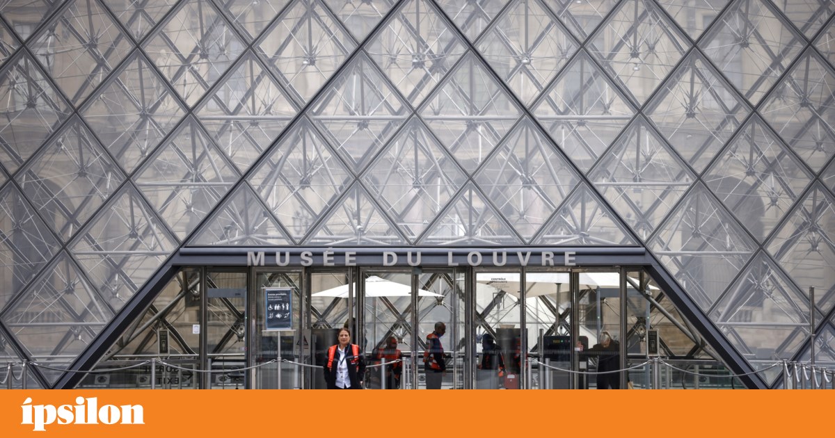 Nove detidos na sequência de fraude na bilheteira do Louvre | Museus Nove detidos na sequência de fraude na bilheteira do Louvre | Museus
