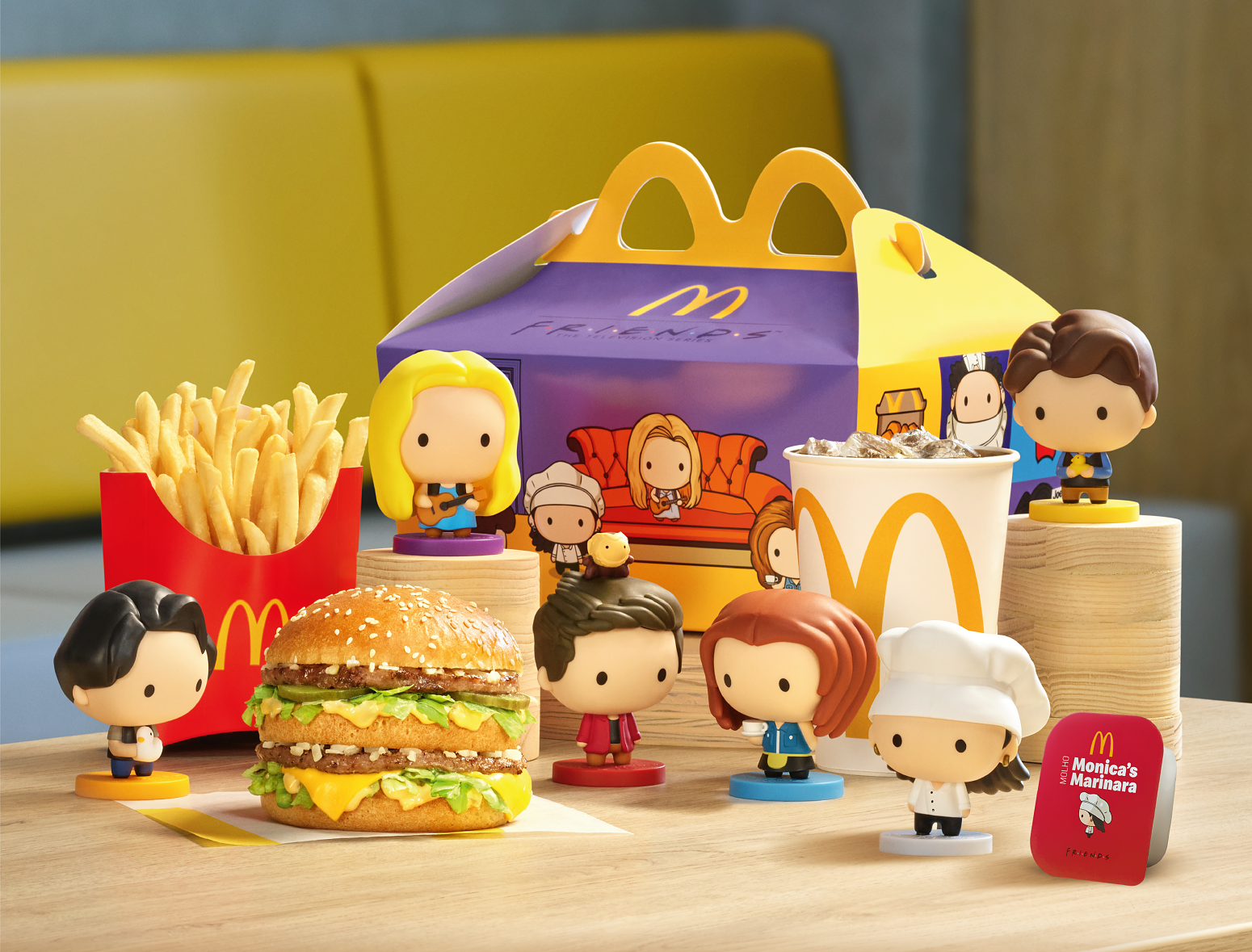 A infantilização dos adultos em modo Happy Meal? | Megafone | PÚBLICO
