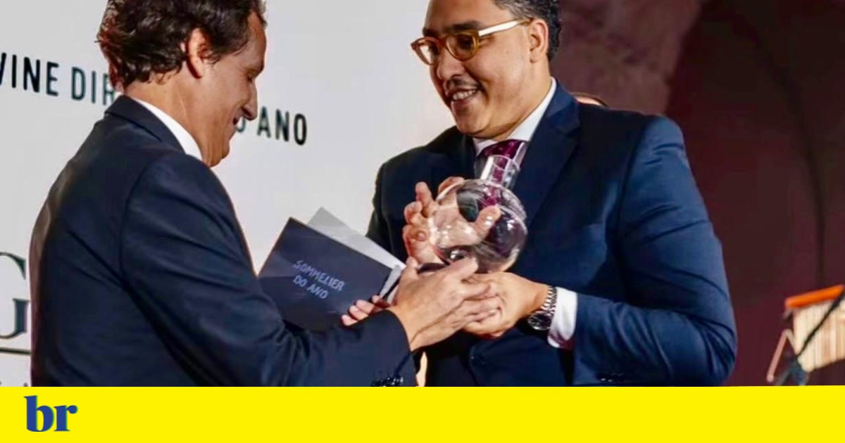 Sommelier brasileiro é eleito o melhor do ano em premiação em Portugal | Gastronomia Sommelier brasileiro é eleito o melhor do ano em premiação em Portugal | Gastronomia