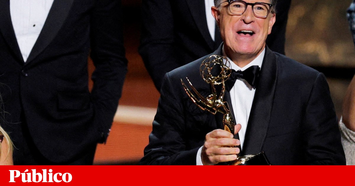 Stephen Colbert acusa CBS de proibir transmissão de entrevista com democrata | EUA Stephen Colbert acusa CBS de proibir transmissão de entrevista com democrata | EUA