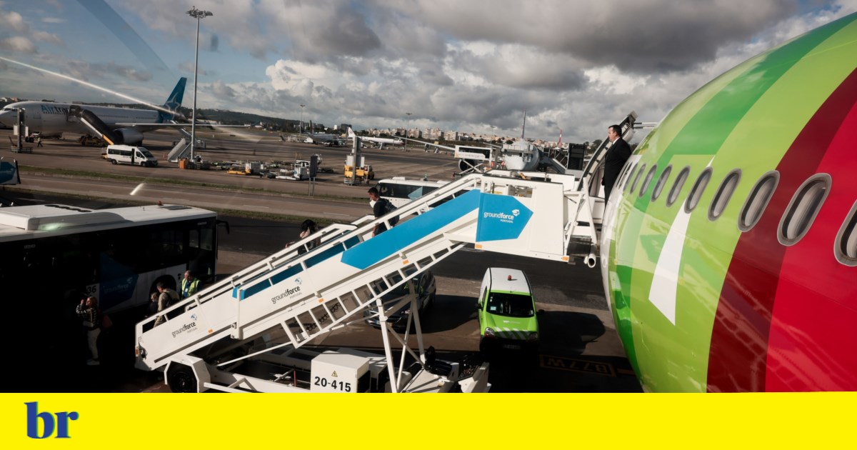 Voo da TAP é desviado de São Paulo para o Rio. Passageiros aguardam retorno para casa | Aviação Voo da TAP é desviado de São Paulo para o Rio. Passageiros aguardam retorno para casa | Aviação