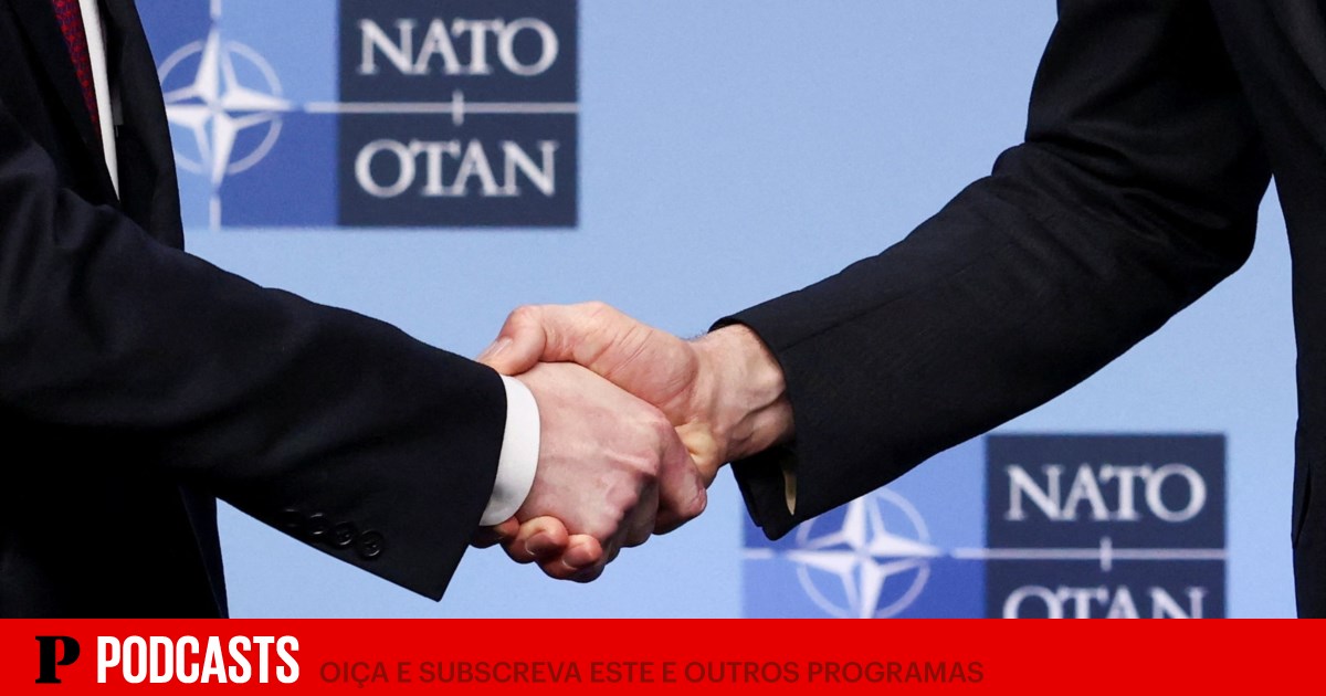 “NATO 3.0”: EUA “autorizam Europa a ter Exército próprio para se defender da Rússia” | Podcast Diplomatas “NATO 3.0”: EUA “autorizam Europa a ter Exército próprio para se defender da Rússia” | Podcast Diplomatas