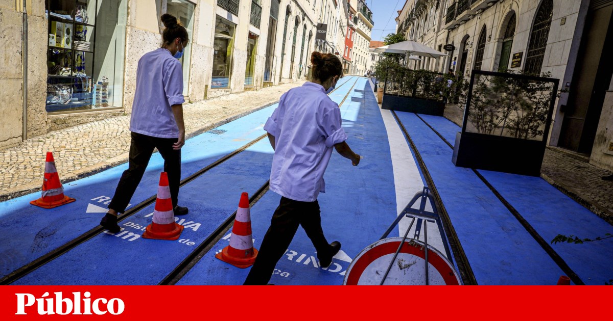 Dois feridos graves em atropelamento com fuga no Chiado, em Lisboa | Chiado Dois feridos graves em atropelamento com fuga no Chiado, em Lisboa | Chiado
