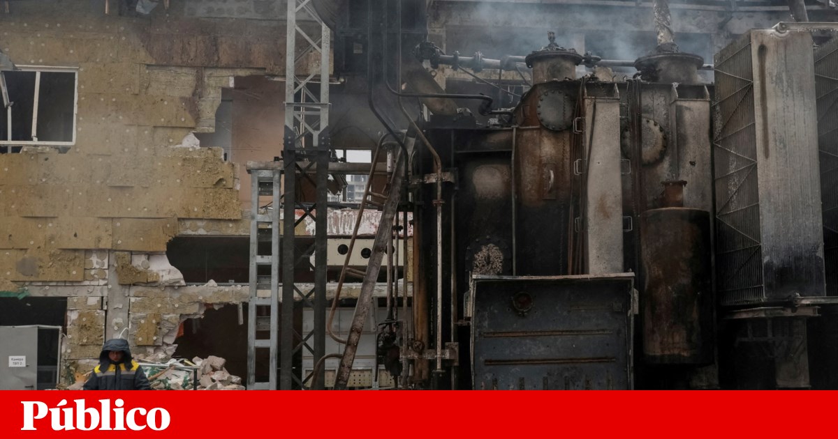 Eslováquia ameaça cortar electricidade à Ucrânia por causa de petróleo russo | Guerra na Ucrânia Eslováquia ameaça cortar electricidade à Ucrânia por causa de petróleo russo | Guerra na Ucrânia