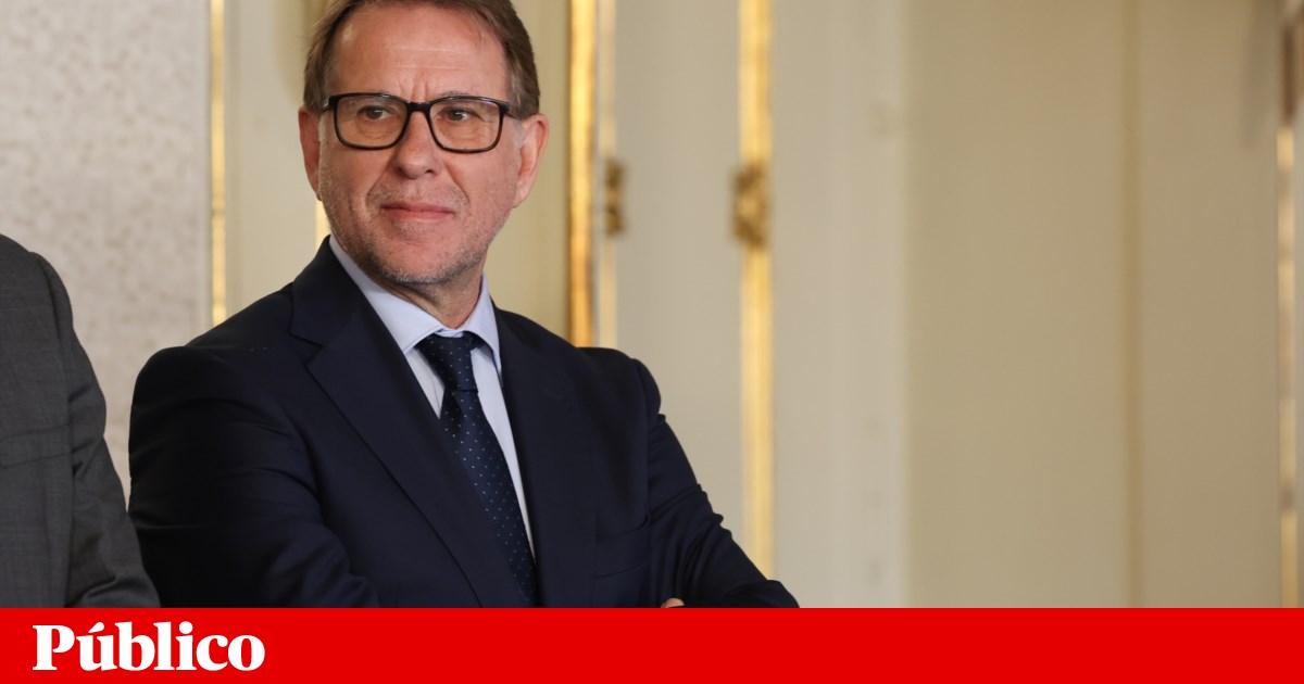 Luís Neves tomou posse como ministro: sem “reservas” por vir da PJ | Ministro da Administração Interna Luís Neves tomou posse como ministro: sem “reservas” por vir da PJ | Ministro da Administração Interna