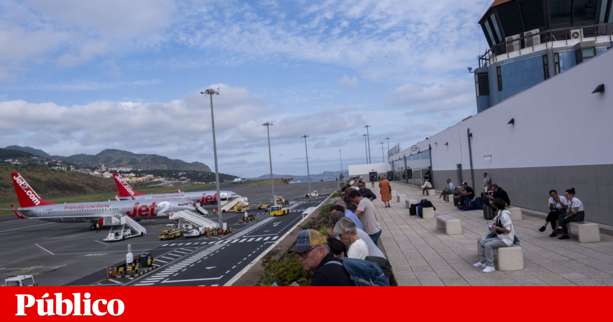 Strong winds have already affected more than 20 flights at Madeira airport today