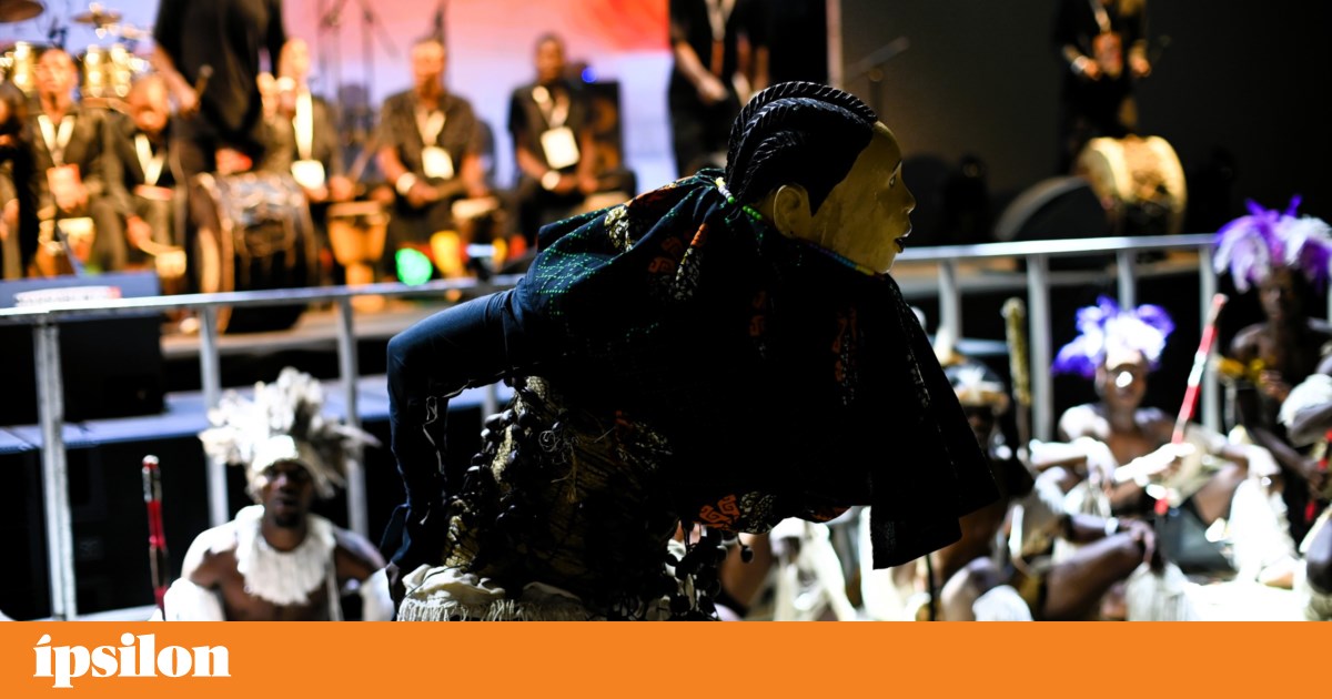 A música africana hoje, pelos “continuadores de pessoas passadas” | Música A música africana hoje, pelos “continuadores de pessoas passadas” | Música