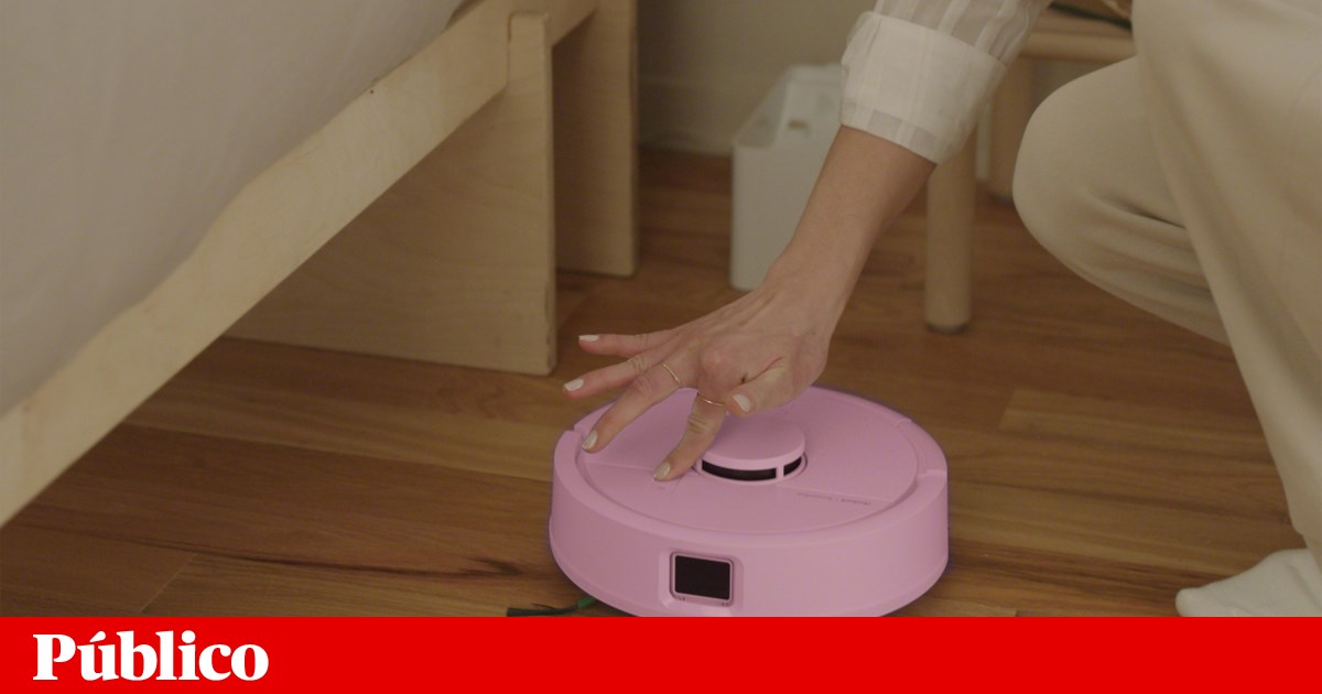 iRobot launches Roomba Mini, the small robot that vacuums and mops the floor
