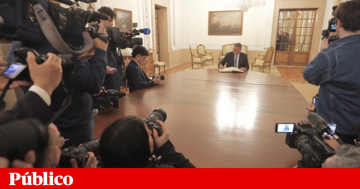 Seguro in party mode in Porto: Abrunhosa's 'glimmer of light', the birthday boy, and the 'end of centralism' praised by Pedro Duarte